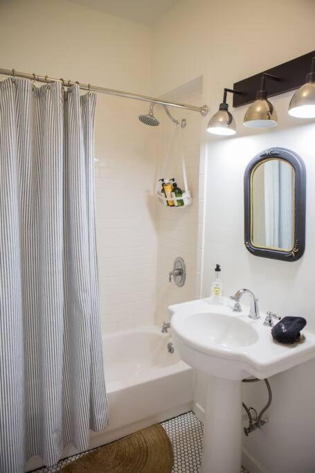 Object Hotel 1Br Room 3A Bisbee Exterior photo